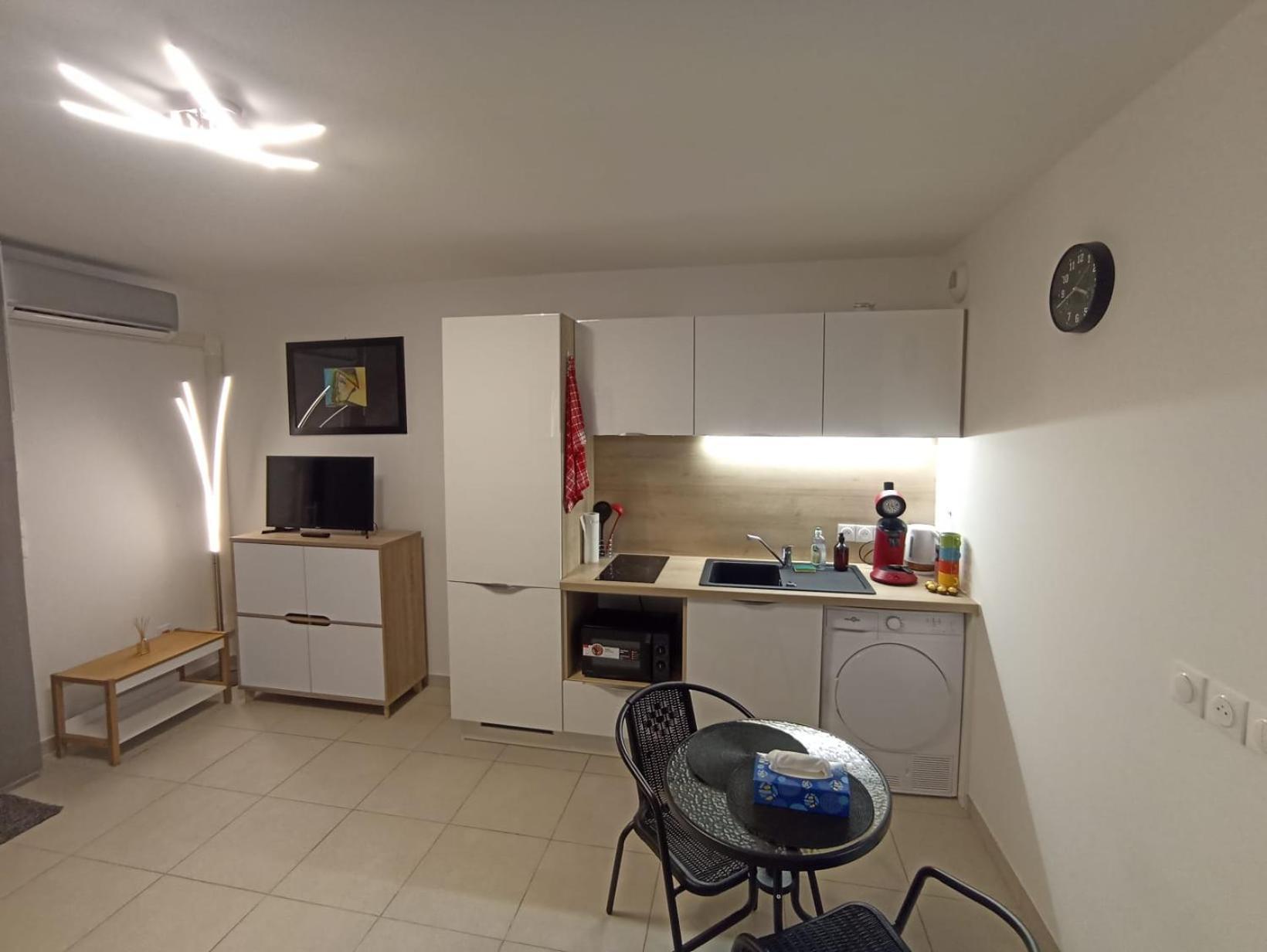 Studio Avec Parking Prive, Piscine Plage 300M Antibes Exteriér fotografie